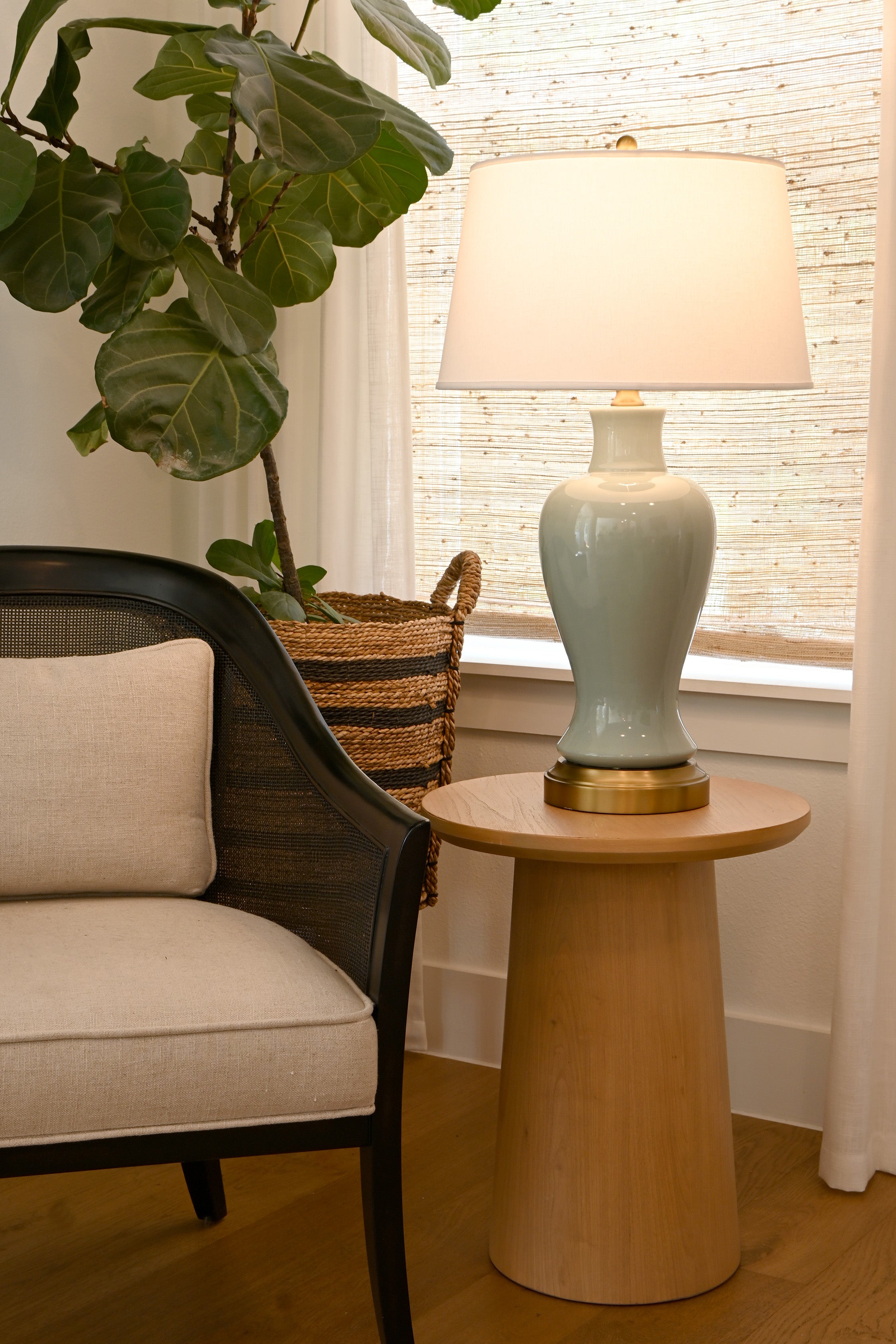 high performance high quality cordless lamp green glaze on brass