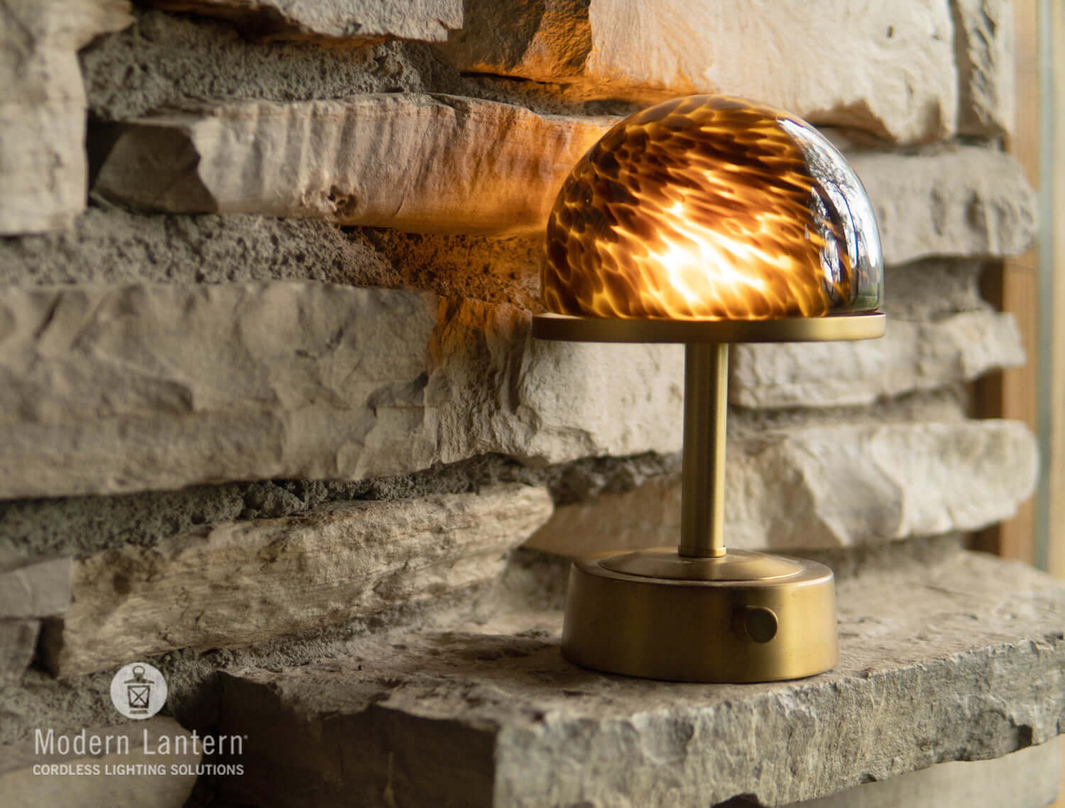 battery operated deco style cordless lamp