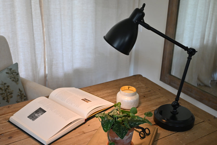 How Cordless Lamps Can Help With Your Back To School Organization
