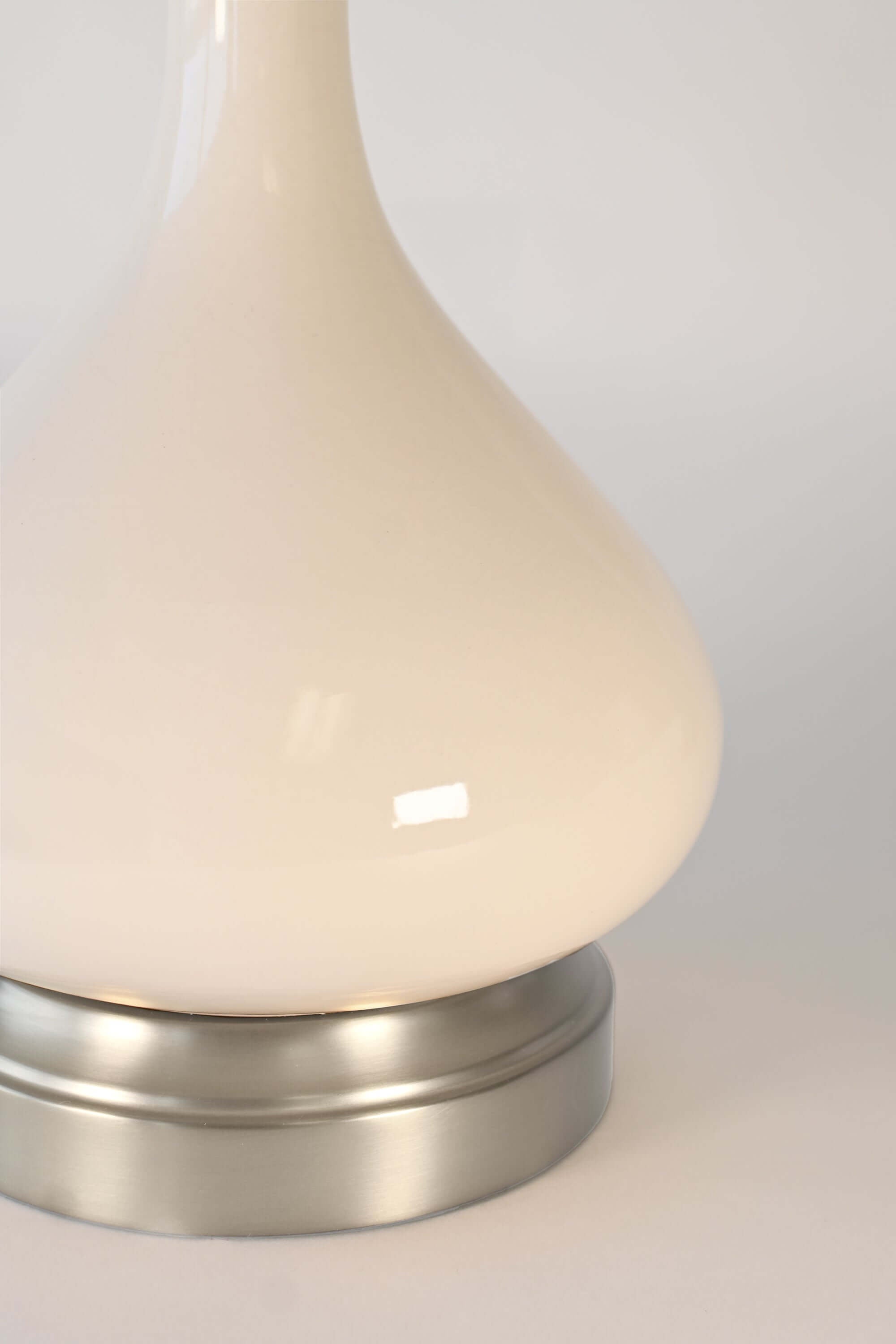 bartlett ivory on nickel metal base detail