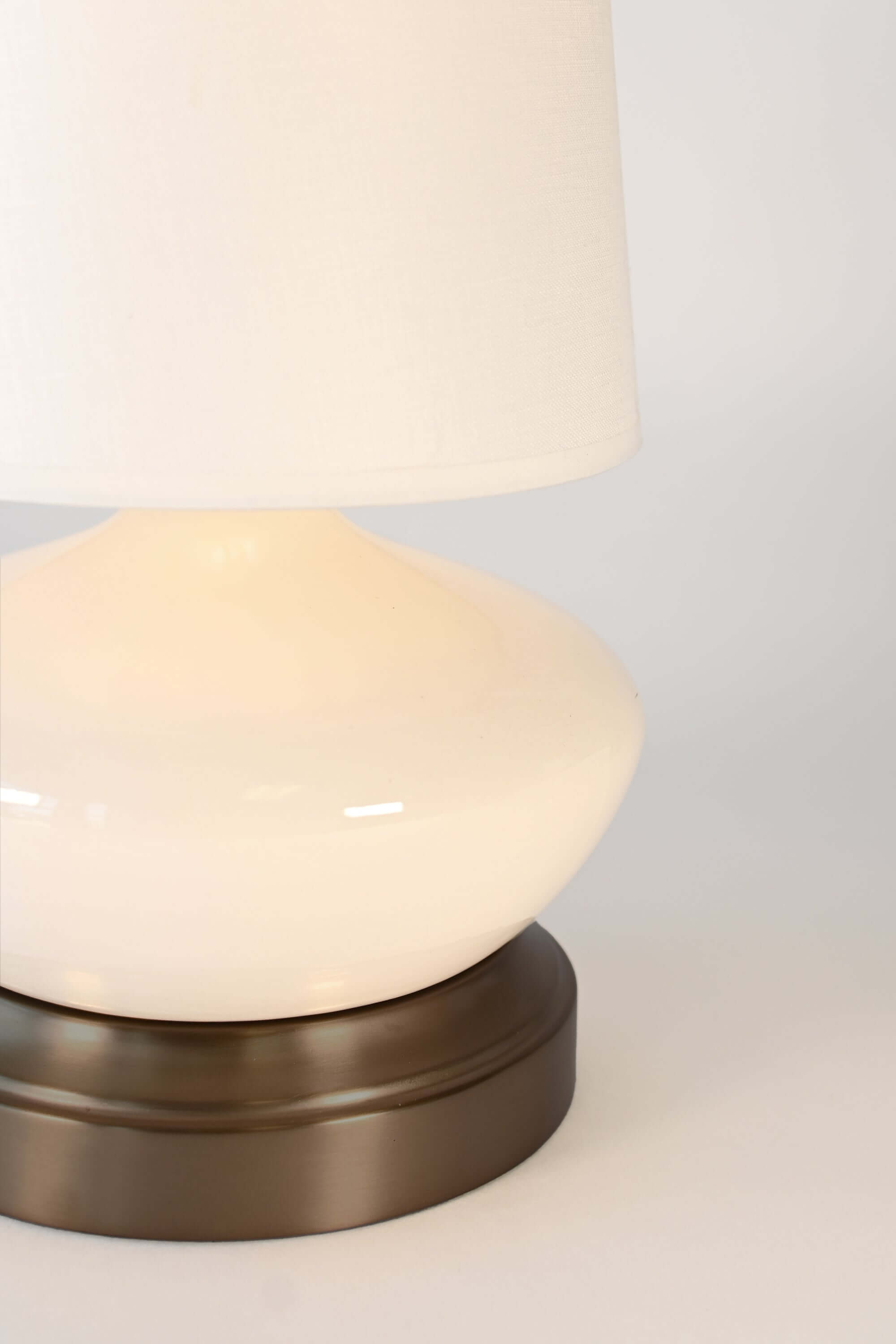 bella ivory ceramic detail made in the usa