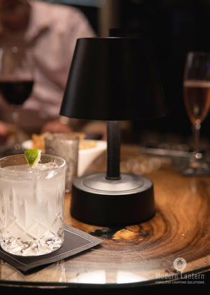 mini rechargeable hospitality restaurant lamp