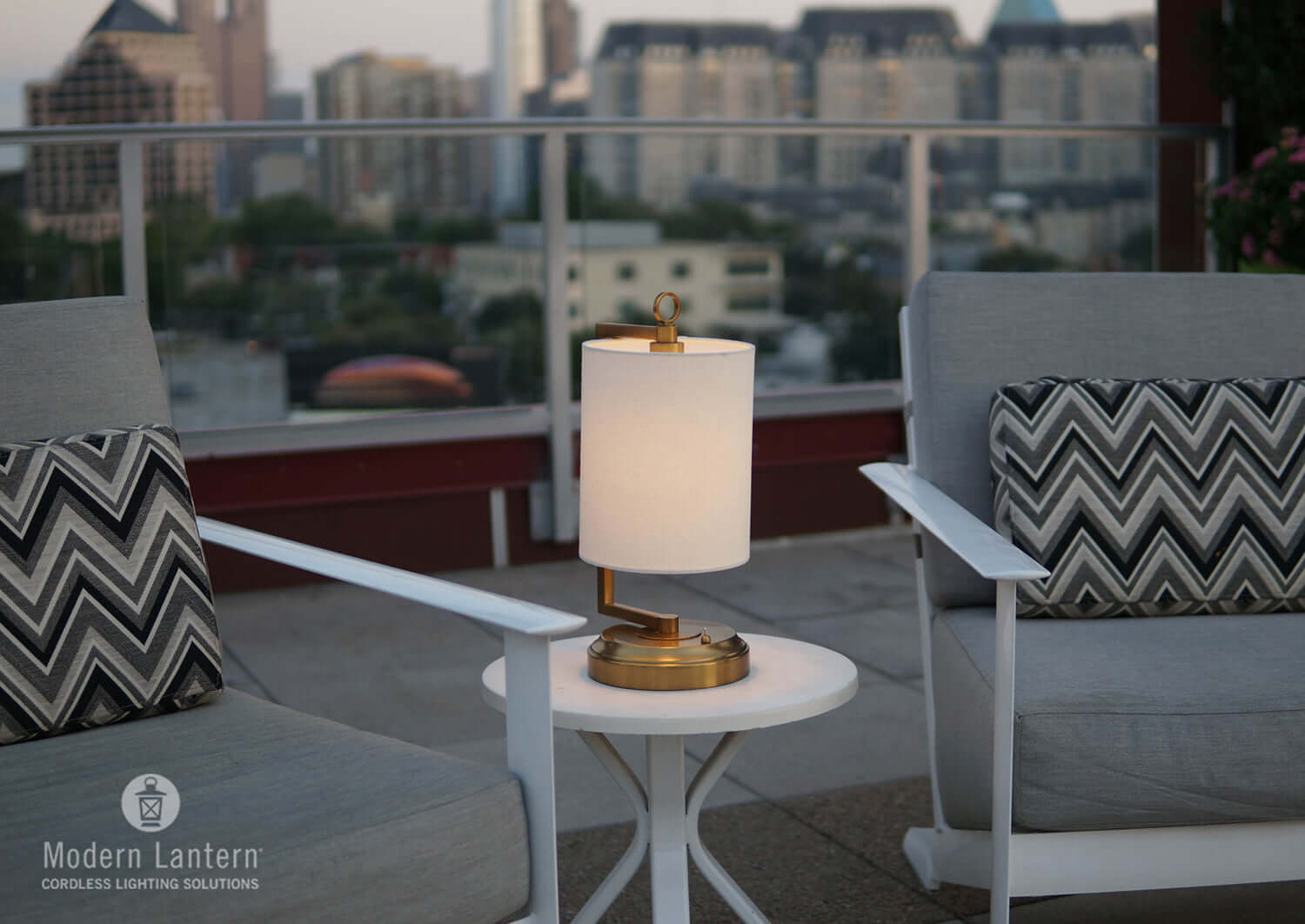 jynn cordless lamp rechargeable goes anywhere